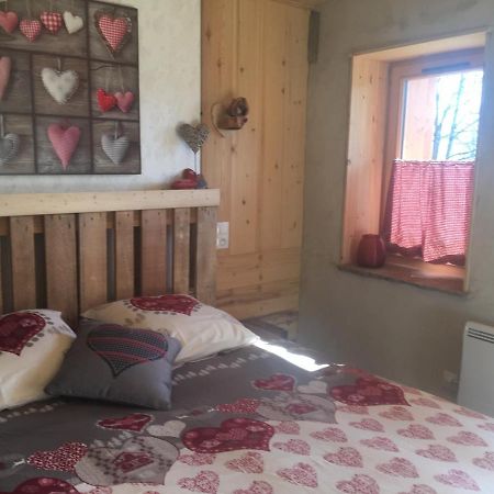 Bed and Breakfast la gravinette Cruet Esterno foto