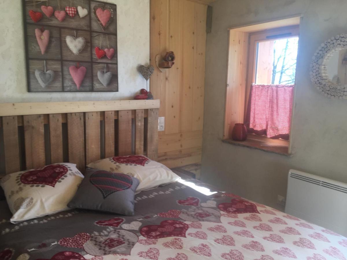 Bed and Breakfast la gravinette Cruet Esterno foto